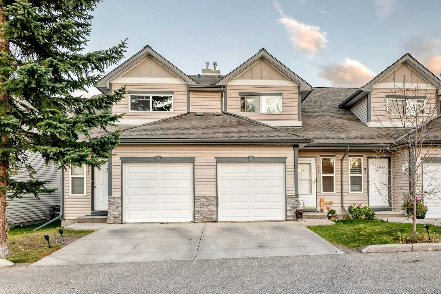 187 Millview Green SW, Calgary, AB, T2Y 3W1