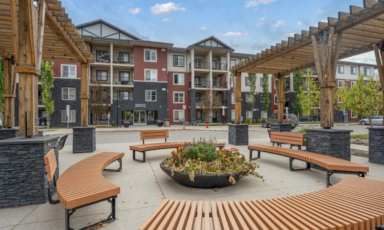 3312-81 Legacy Boulevard SE