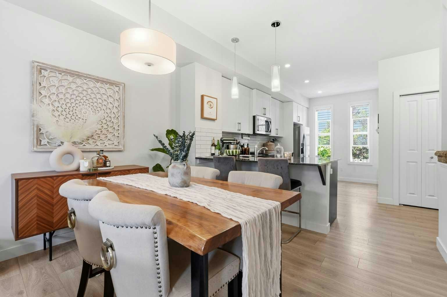 29 Legacy Path SE, Calgary, AB, T2X 4H9