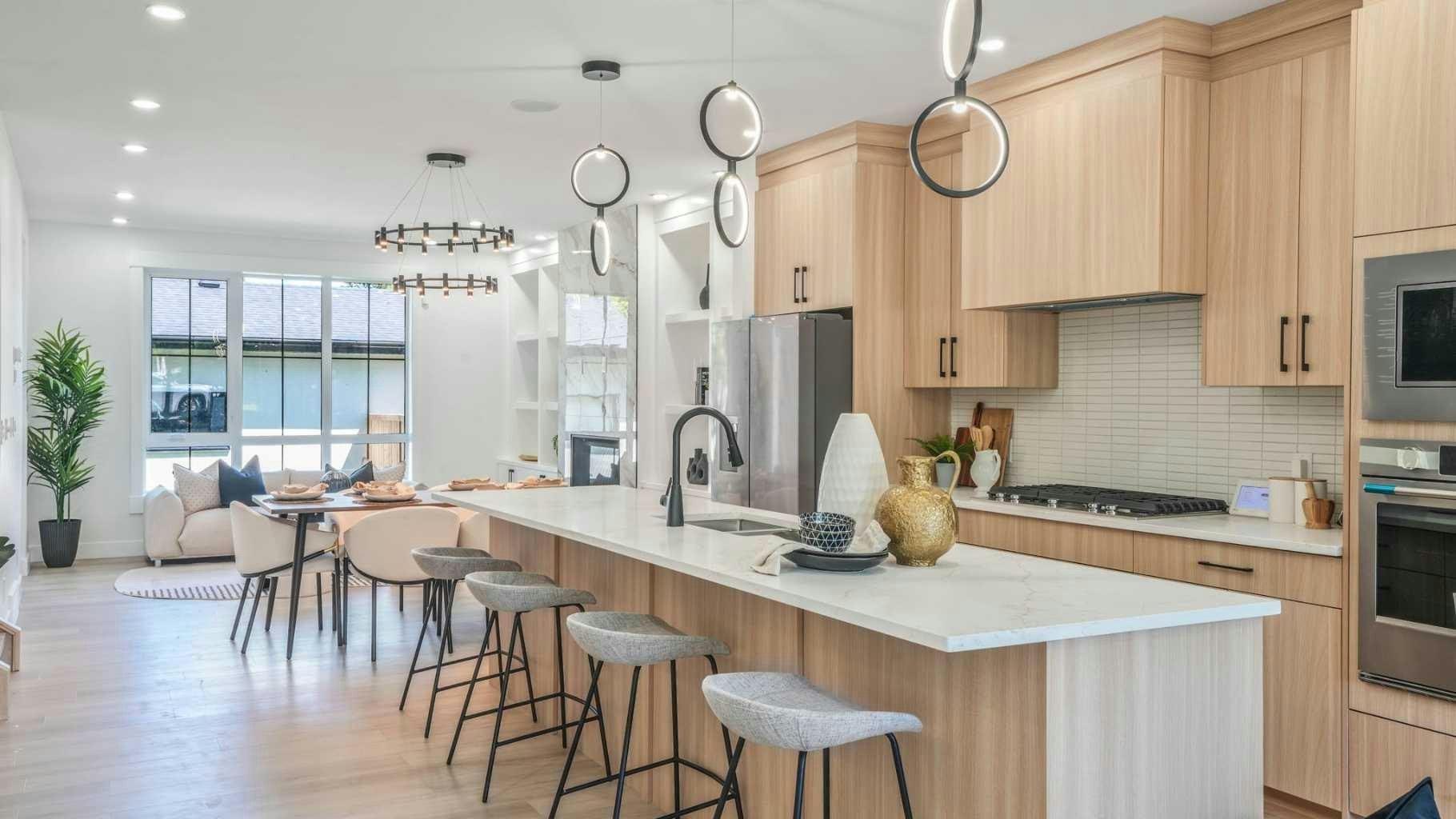 8926 34 Avenue, Calgary, AB, T3B 1S2