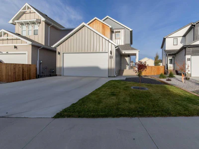22 Goldenrod Place W - 5