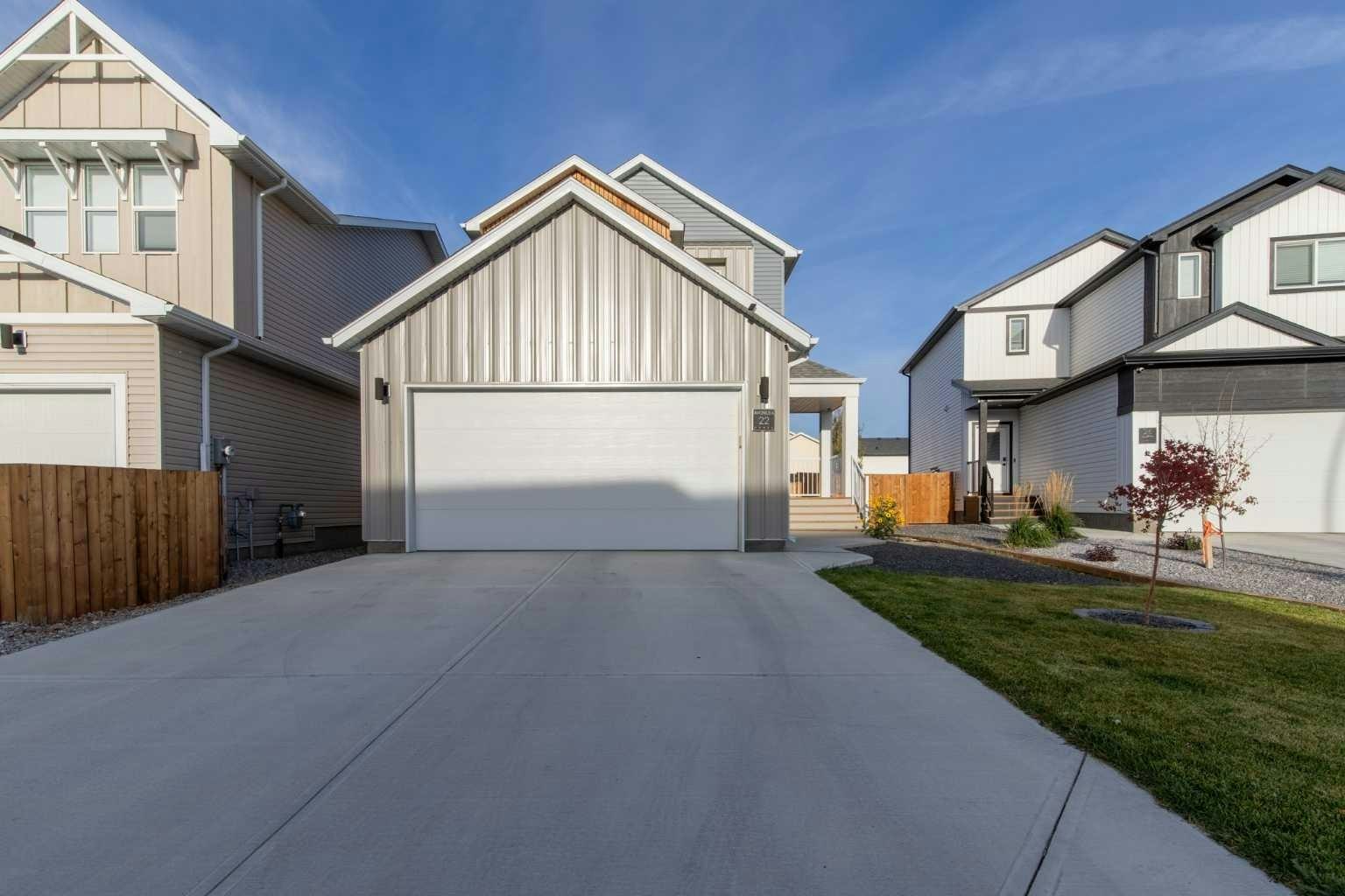 22 Goldenrod Place W - 2