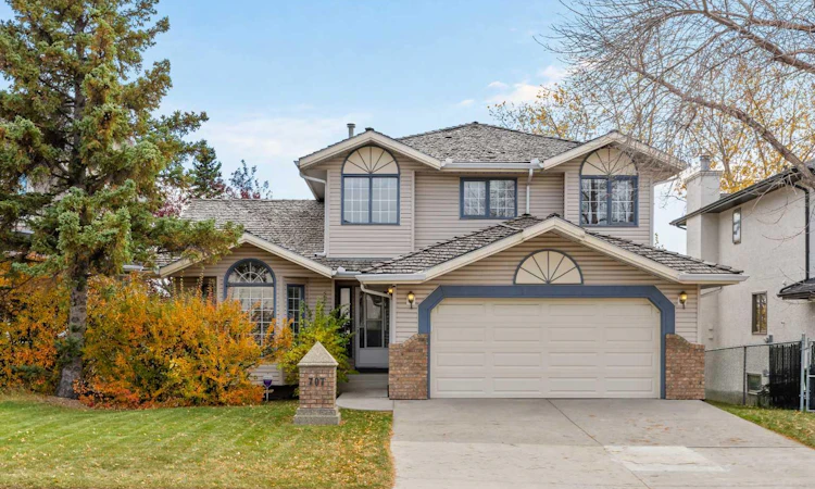 707 Hawkside Mews NW
