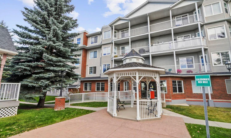 409-8 Prestwick Pond Terrace SE