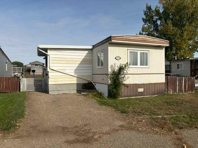 255 Fleet Street SW, Medicine Hat, AB, T1A 7Z4