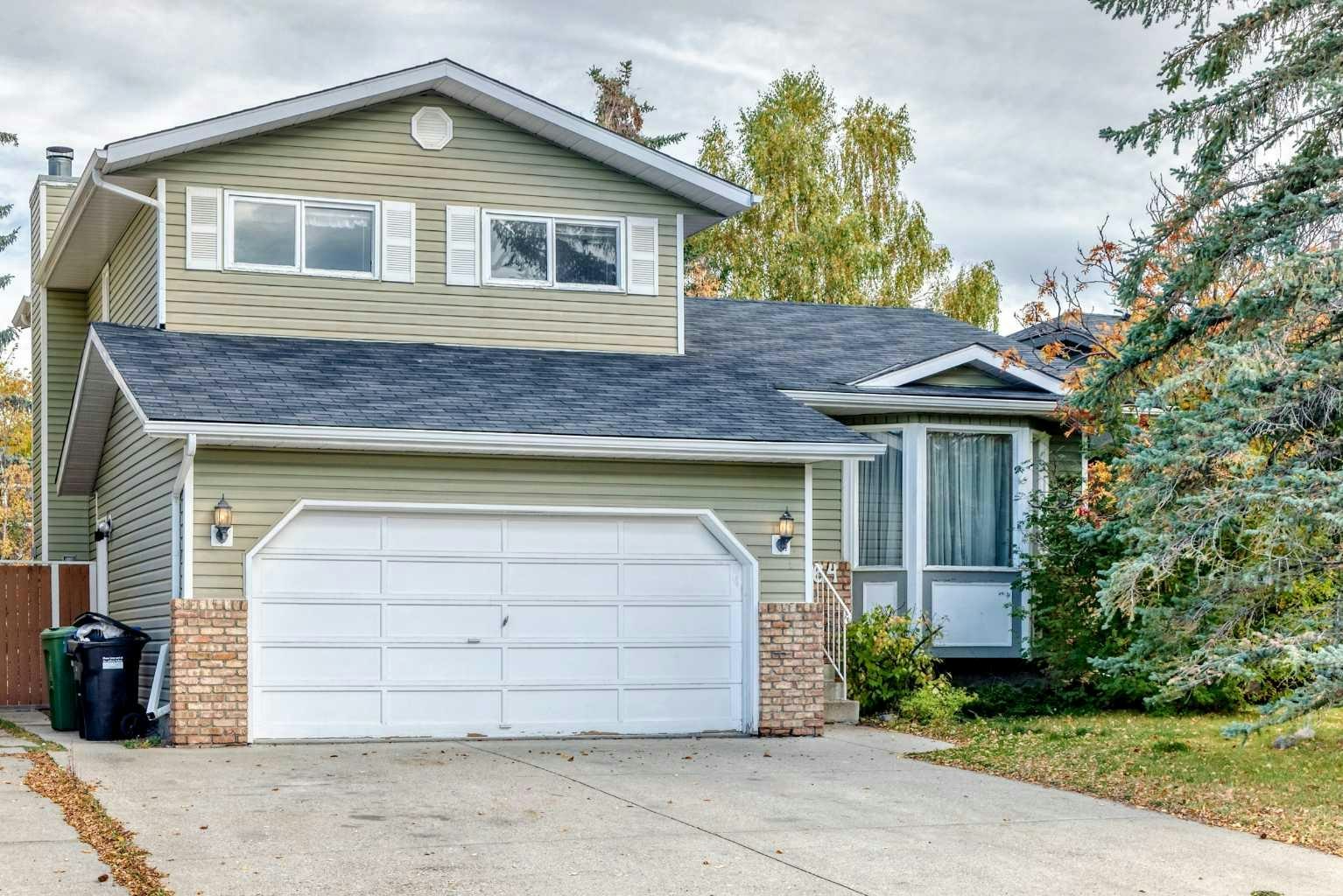 64 Edforth Crescent NW, Calgary, AB, T3A 3X4