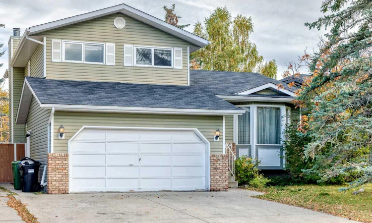 64 Edforth Crescent NW