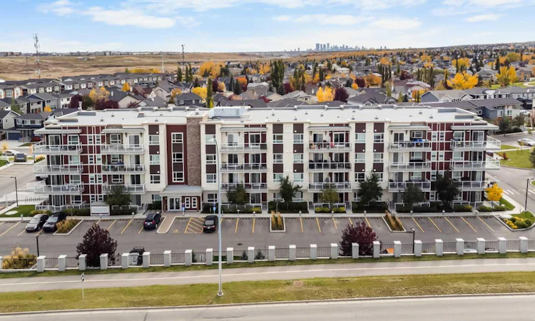 112-300 Harvest Hills Place NE