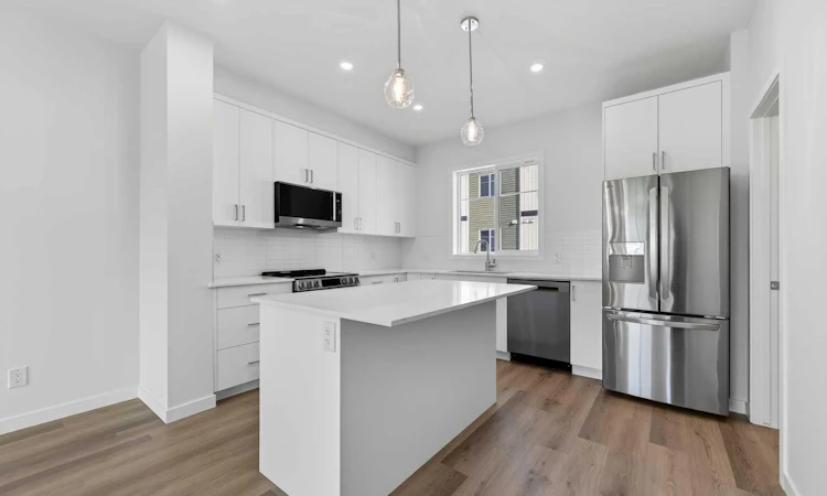 26 Creekside Avenue SW