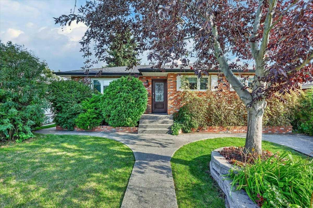 624 24 Avenue NE, Calgary, AB, T2E 1X3