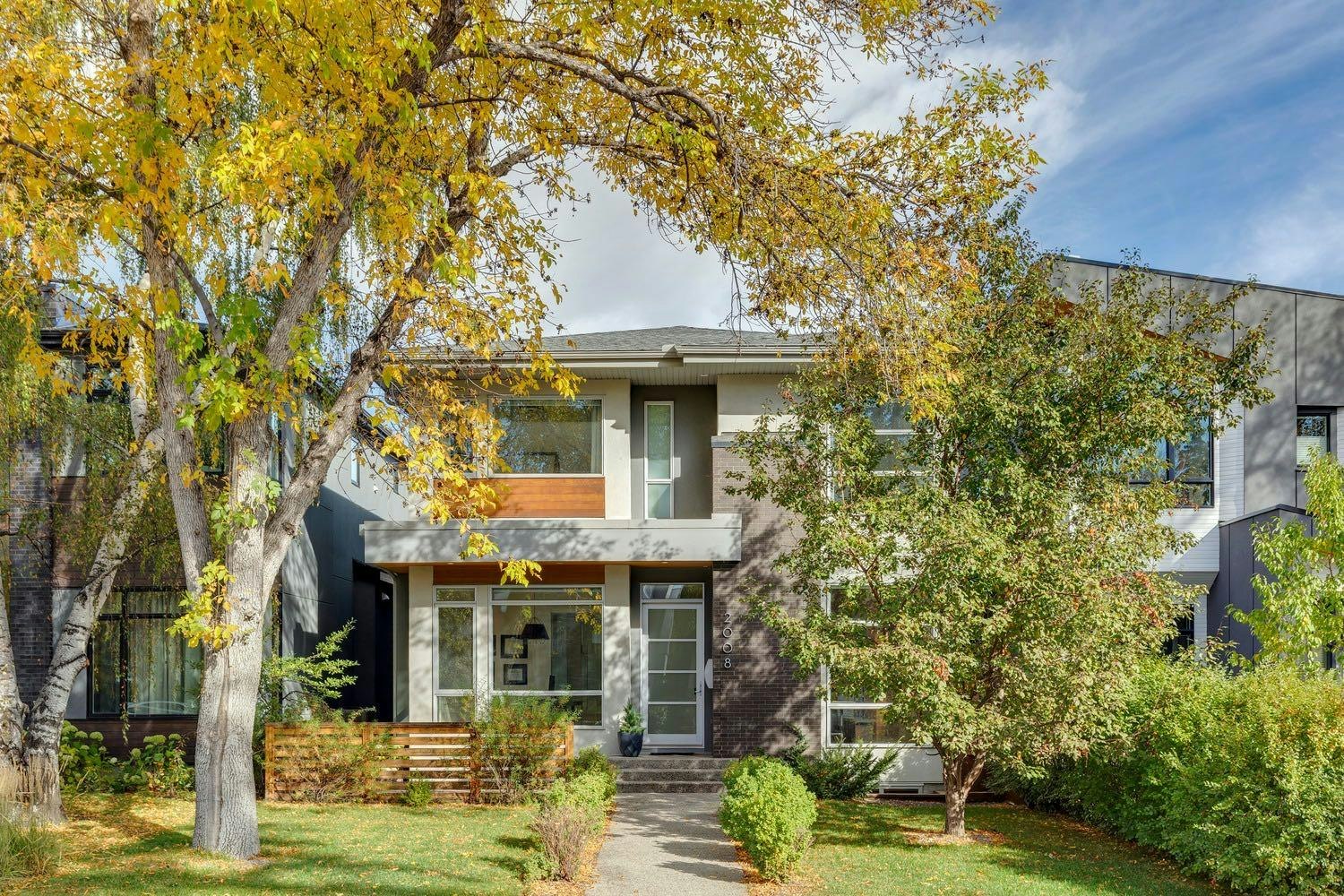 2008 48 Avenue SW, Calgary, AB, T2T 2T5