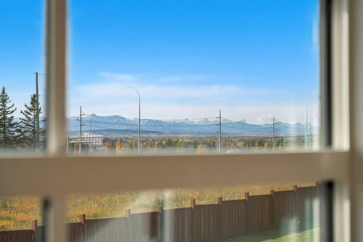 3642 85 Street SW, Calgary, AB, T3H 3V7