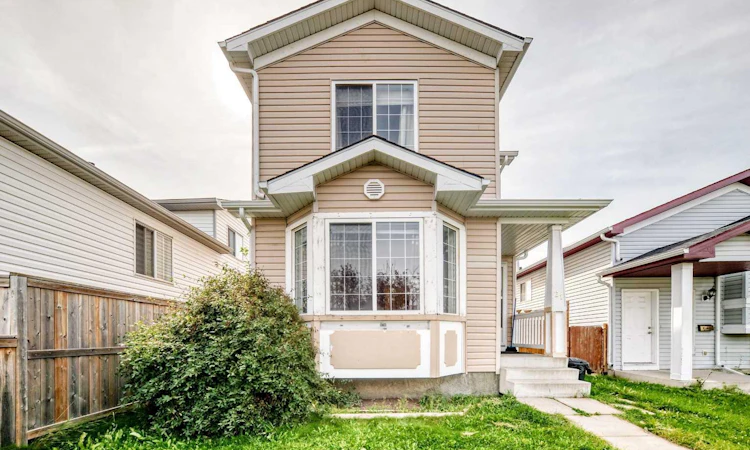 21 Martin Crossing Link NE
