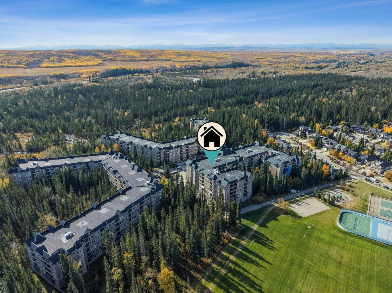 103-30 Discovery Ridge Close SW, Calgary, AB, T3H 5X5