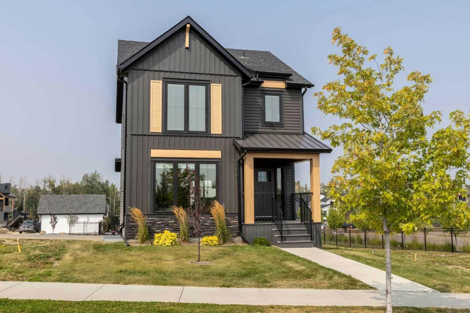 5 Springfield Boulevard, Red Deer County, AB, T4S 0S5