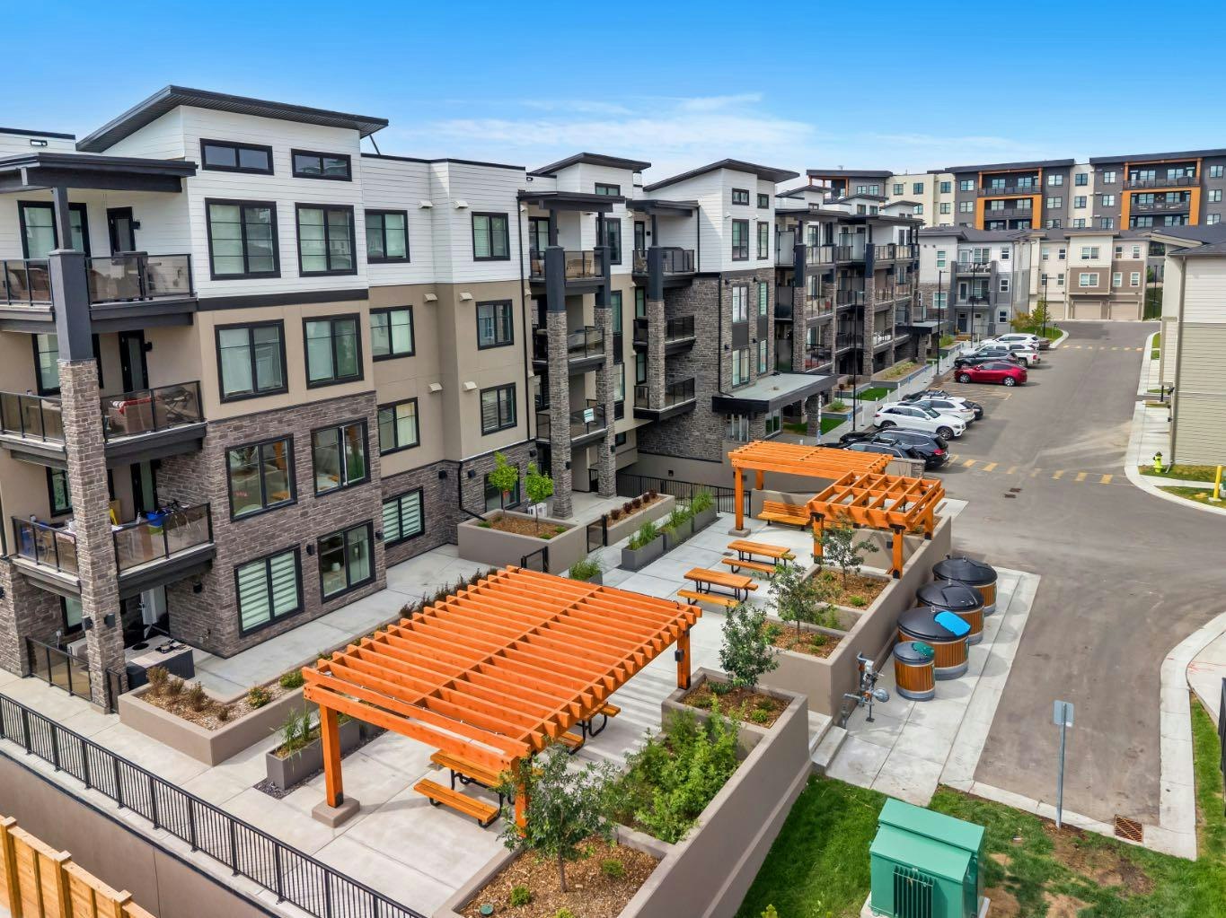 2413-2117 81 Street SW, Calgary, AB, T3H 6H5