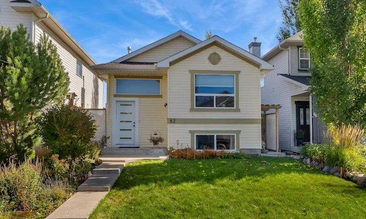 82 Bridleridge Road SW