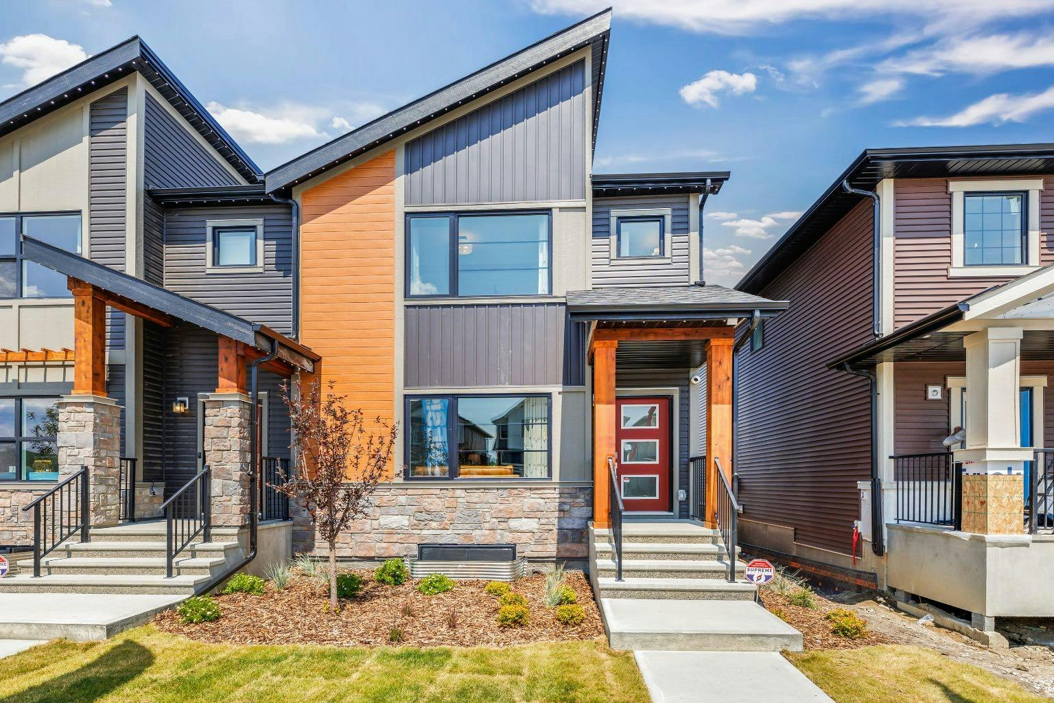 10 Fireside Close, Cochrane, AB, T4C 3E1