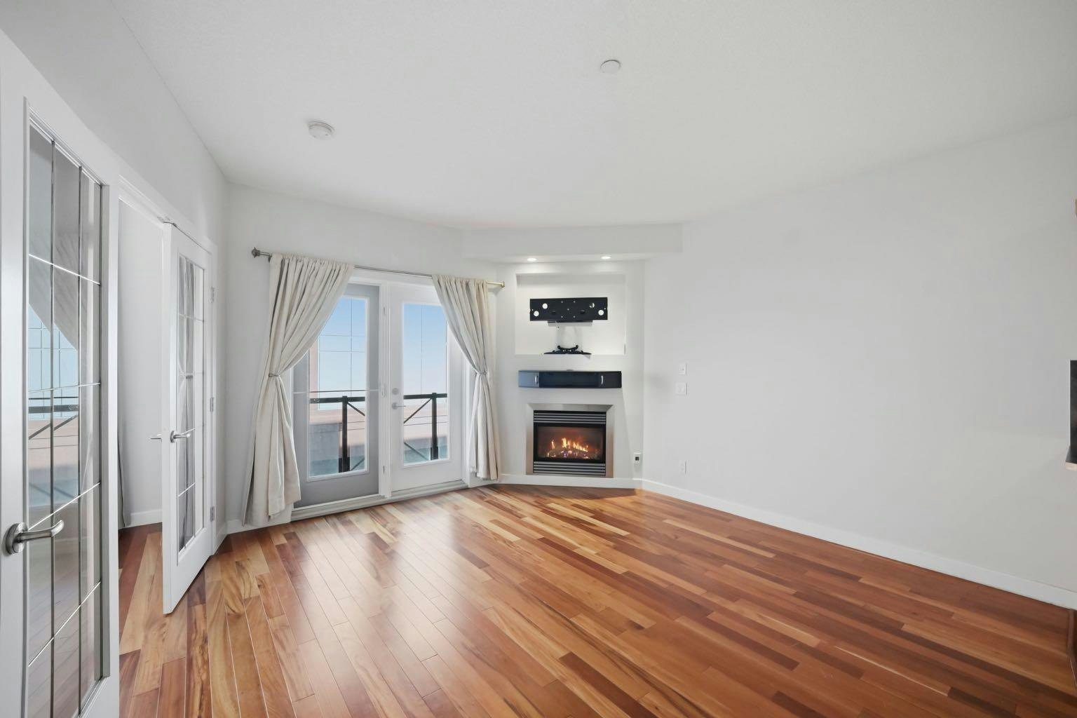 311-910 18 Avenue SW - 3
