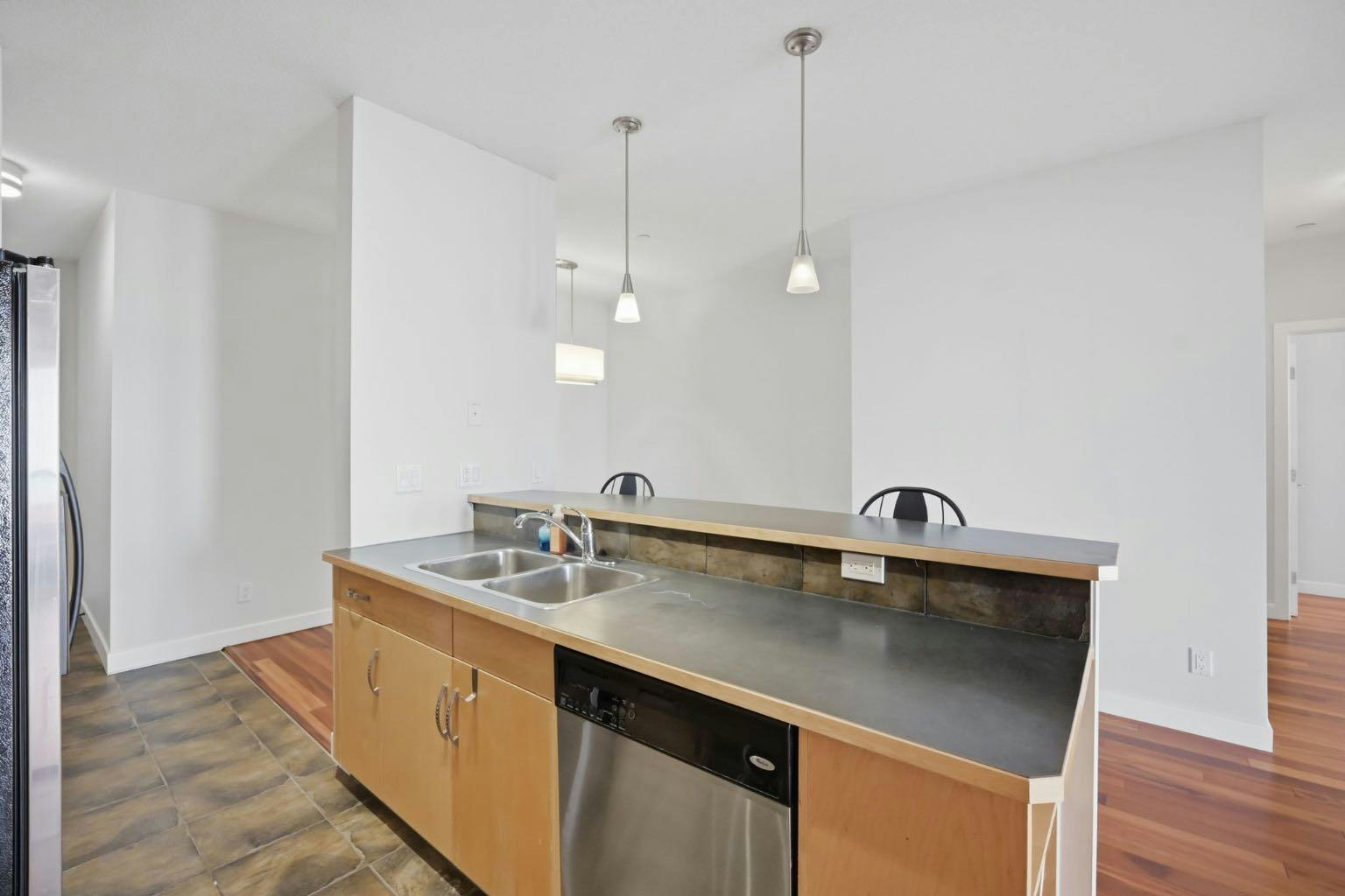 311-910 18 Avenue SW, Calgary, AB, T2T 0H1 - 8