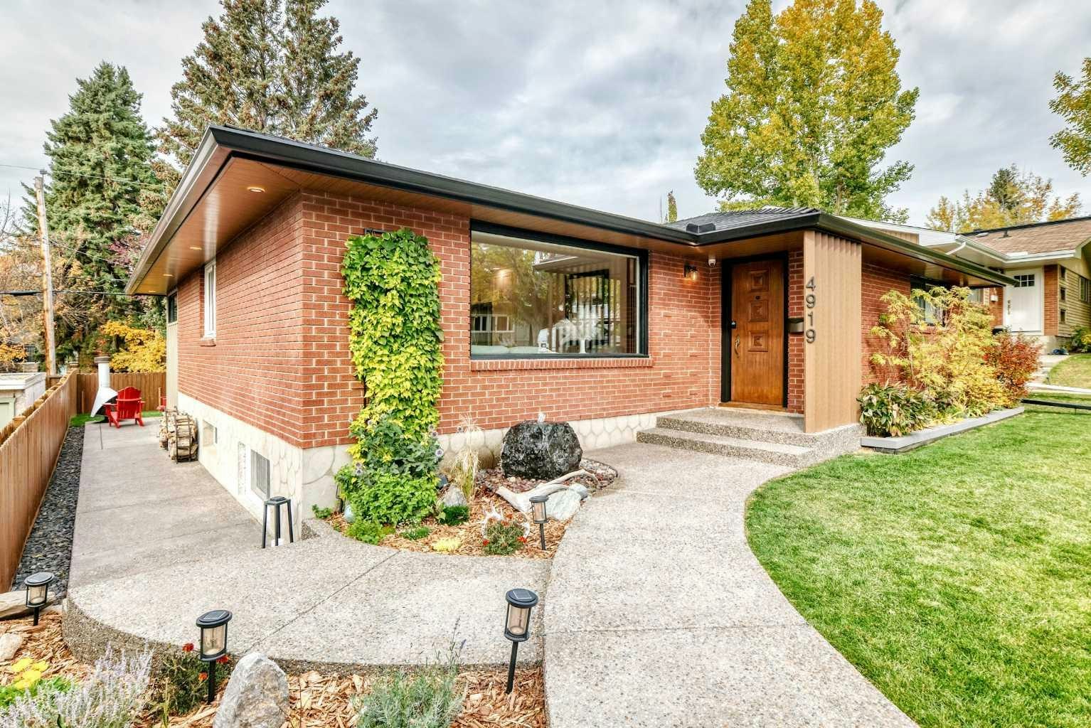 4919 Claret Street NW, Calgary, AB, T2L 1C2