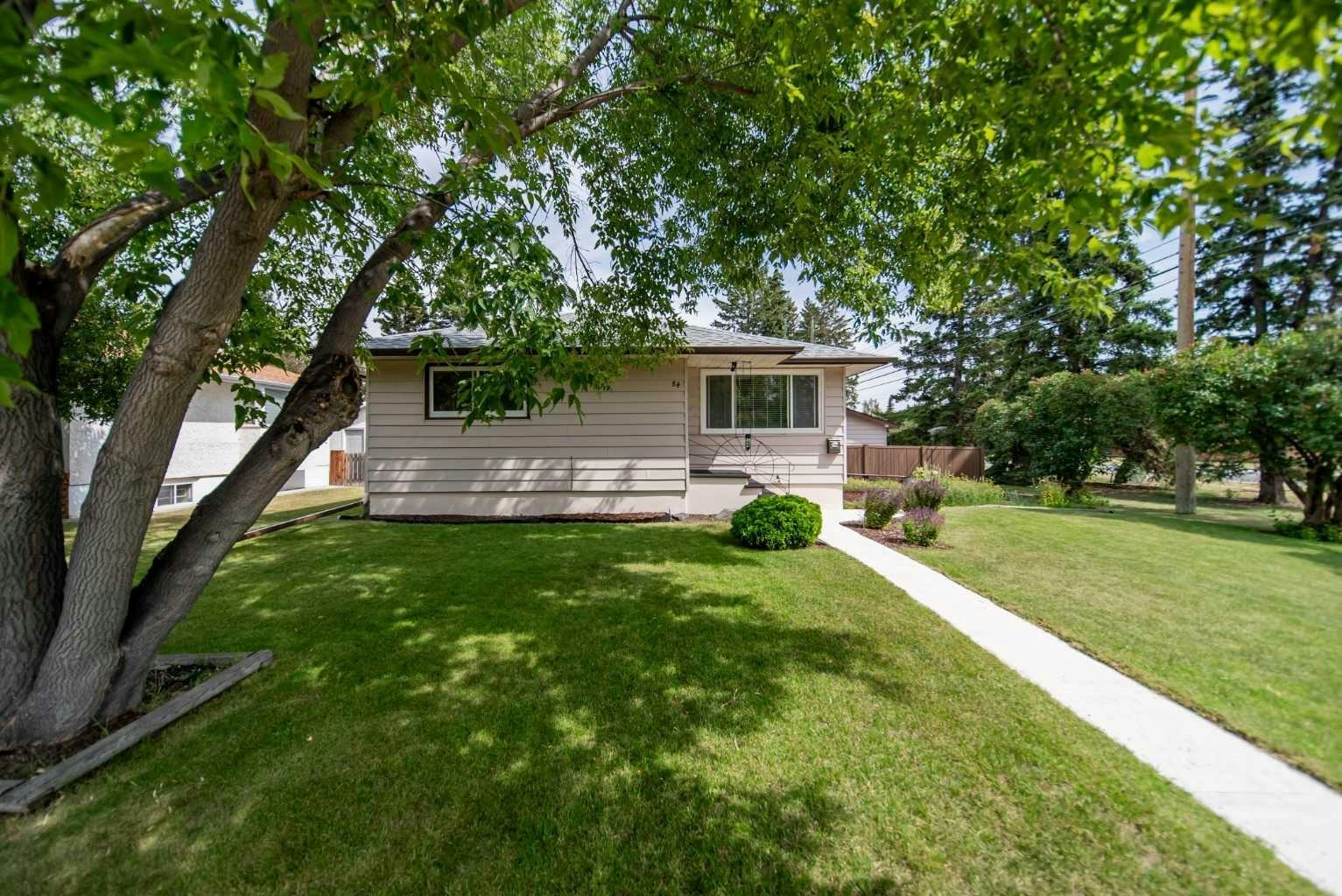 84 Waterloo Drive SW, Calgary, AB, T3C 3G1