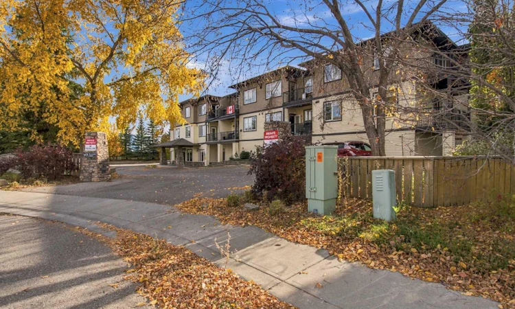 206-43 Sunrise Loop SE