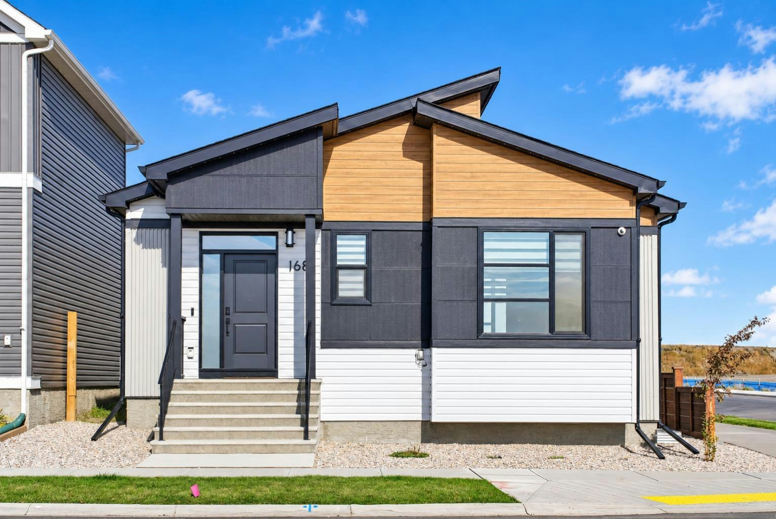 168 Setonstone Manor SE, Calgary, AB, T3M 3V7