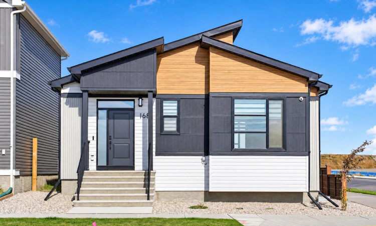168 Setonstone Manor SE