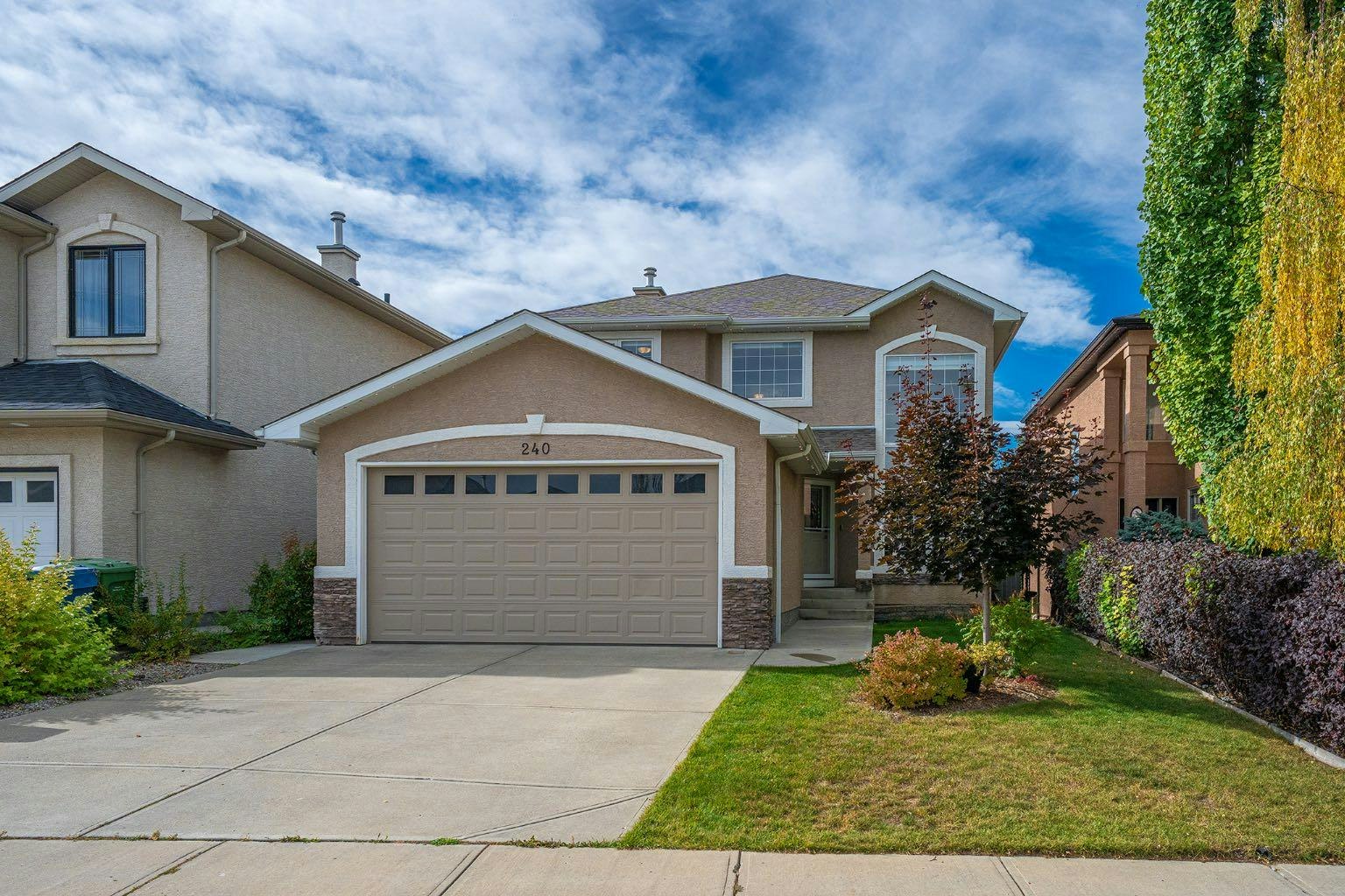 240 Everglade Circle SW, Calgary, AB, T2Y 4N5