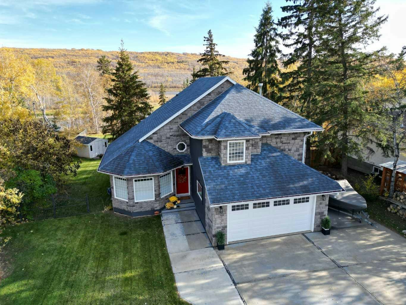 12809 92 Street, Peace River, AB, T8S 1W8