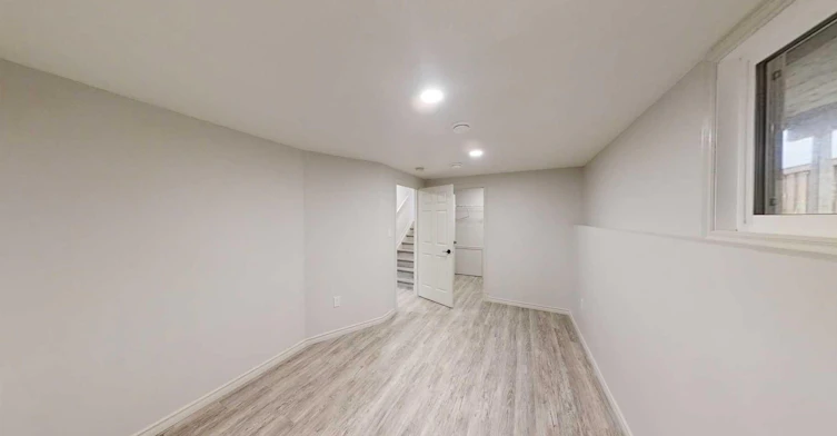 B-10506 98a Street, County of Grande Prairie, AB, T8X 5G1 - 9