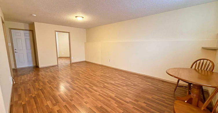 300 Tartan Circle W, Lethbridge, AB, T1J 0Z1 - 12
