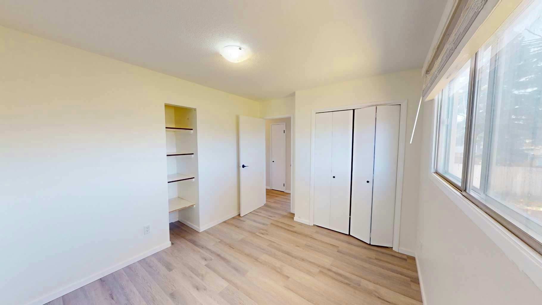 10818 93a Street, Grande Prairie, AB, T8V 1Y7 - 11
