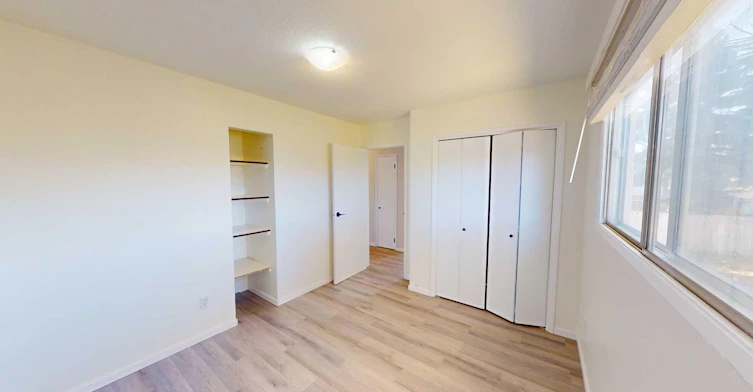 10818 93a Street, Grande Prairie, AB, T8V 1Y7 - 11