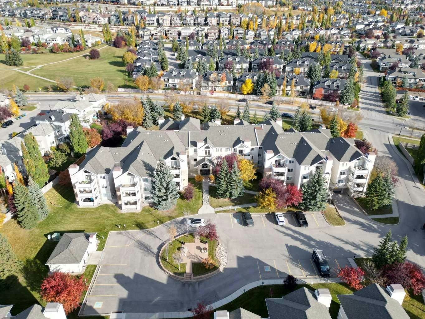1202-7451 Springbank Boulevard SW, Calgary, AB, T3H 4K5