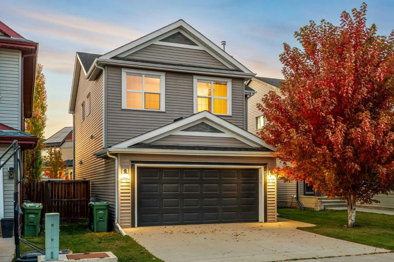 5 Copperpond Link SE, Calgary, AB, T2Z 0L2