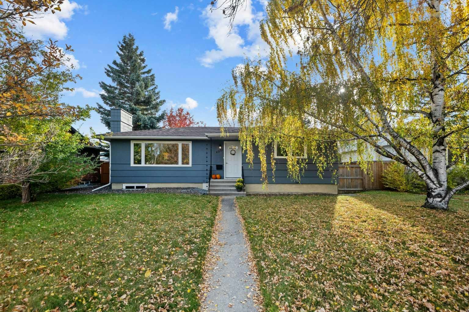 4207 5 Avenue SW, Calgary, AB, T3C 0C4