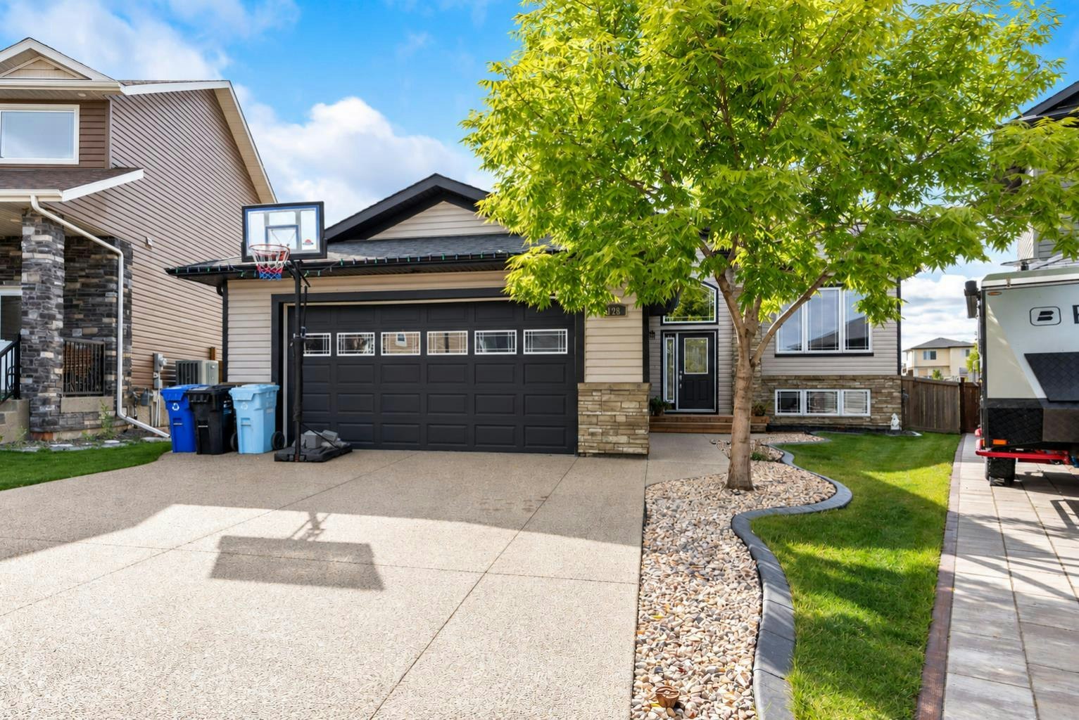 128 Mountain Avens Crescent, Fort Mcmurray, AB, T9K 0J5