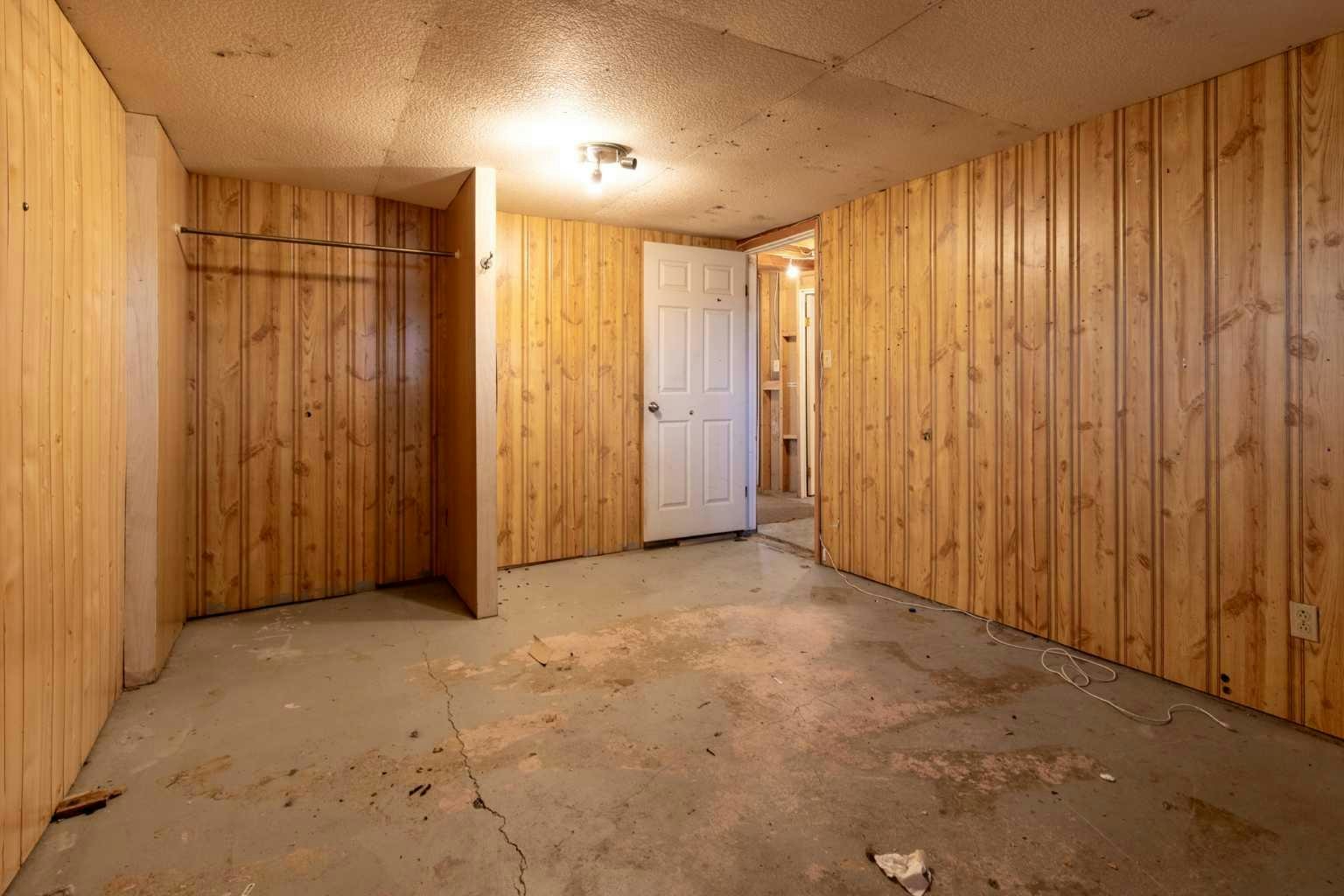 2504 7 Avenue N, Lethbridge, AB, T1H 0Z4 - 23