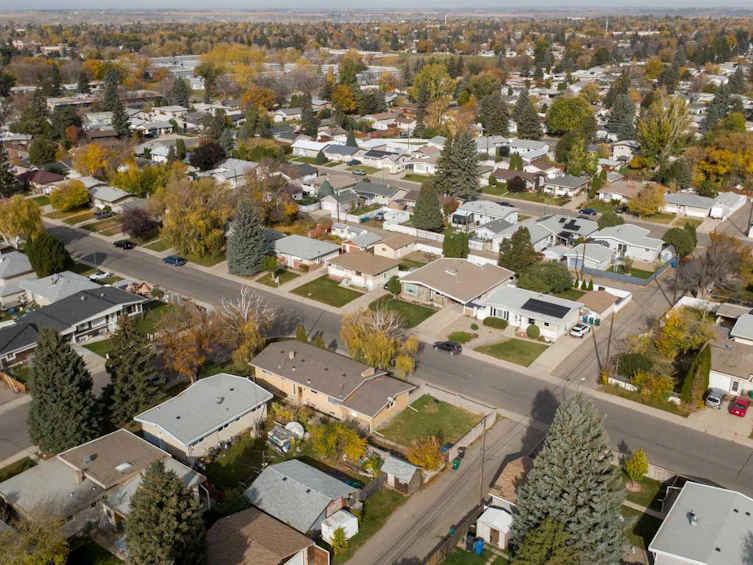 2504 7 Avenue N, Lethbridge, AB, T1H 0Z4 - 36