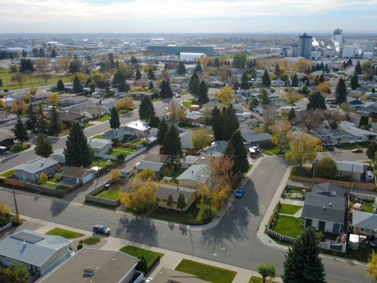 2504 7 Avenue N, Lethbridge, AB, T1H 0Z4 - 34
