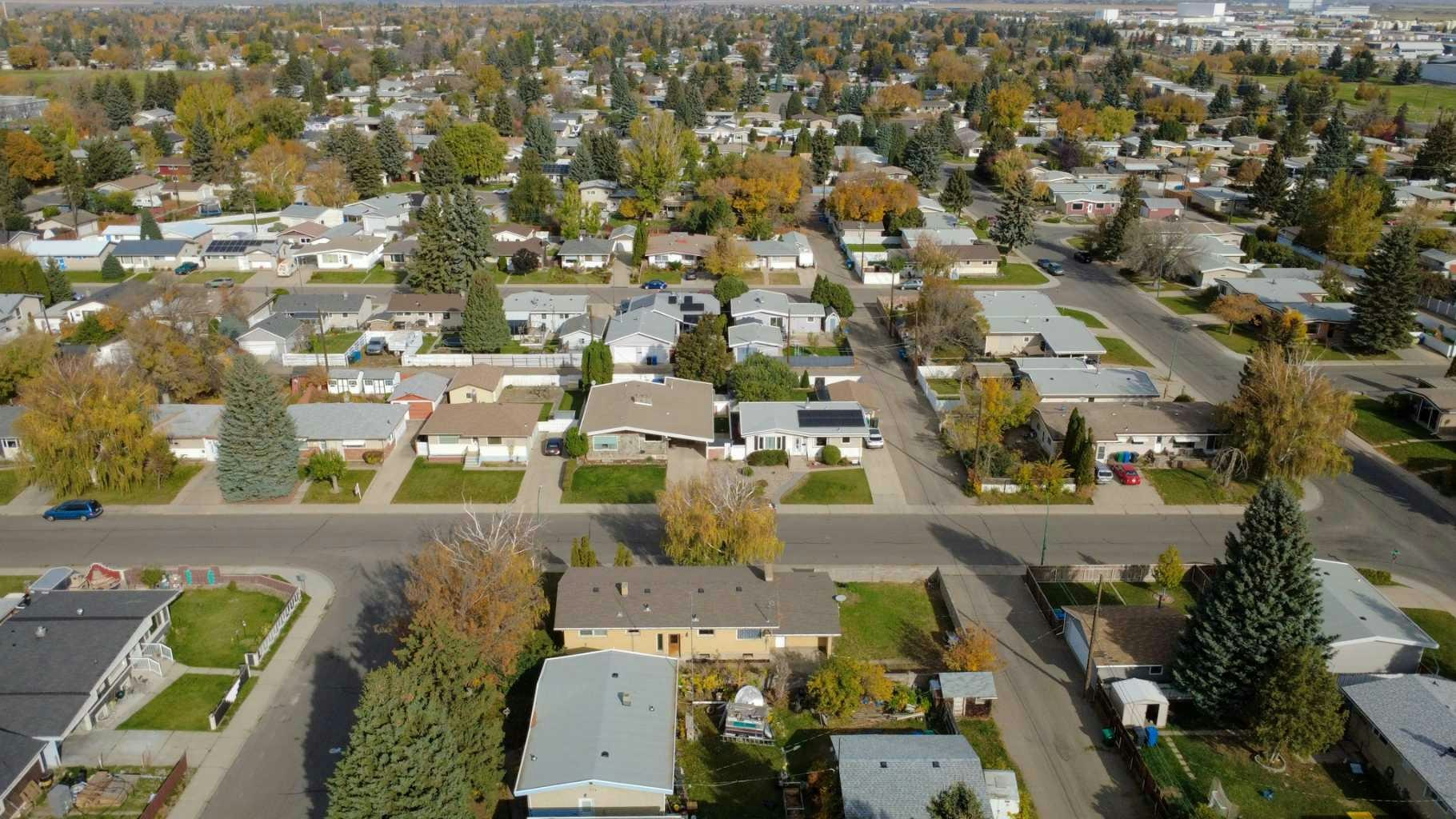 2504 7 Avenue N, Lethbridge, AB, T1H 0Z4 - 37