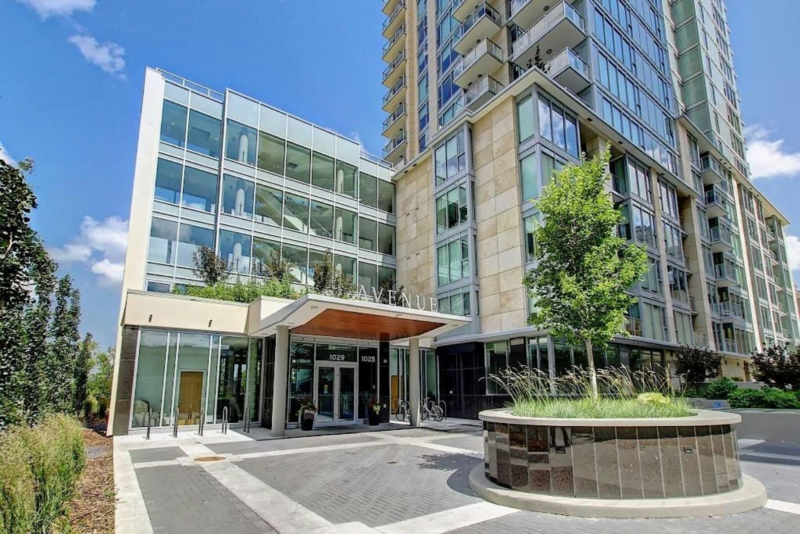 2201-1025 5 Avenue SW, Calgary, AB, T2P 1N4