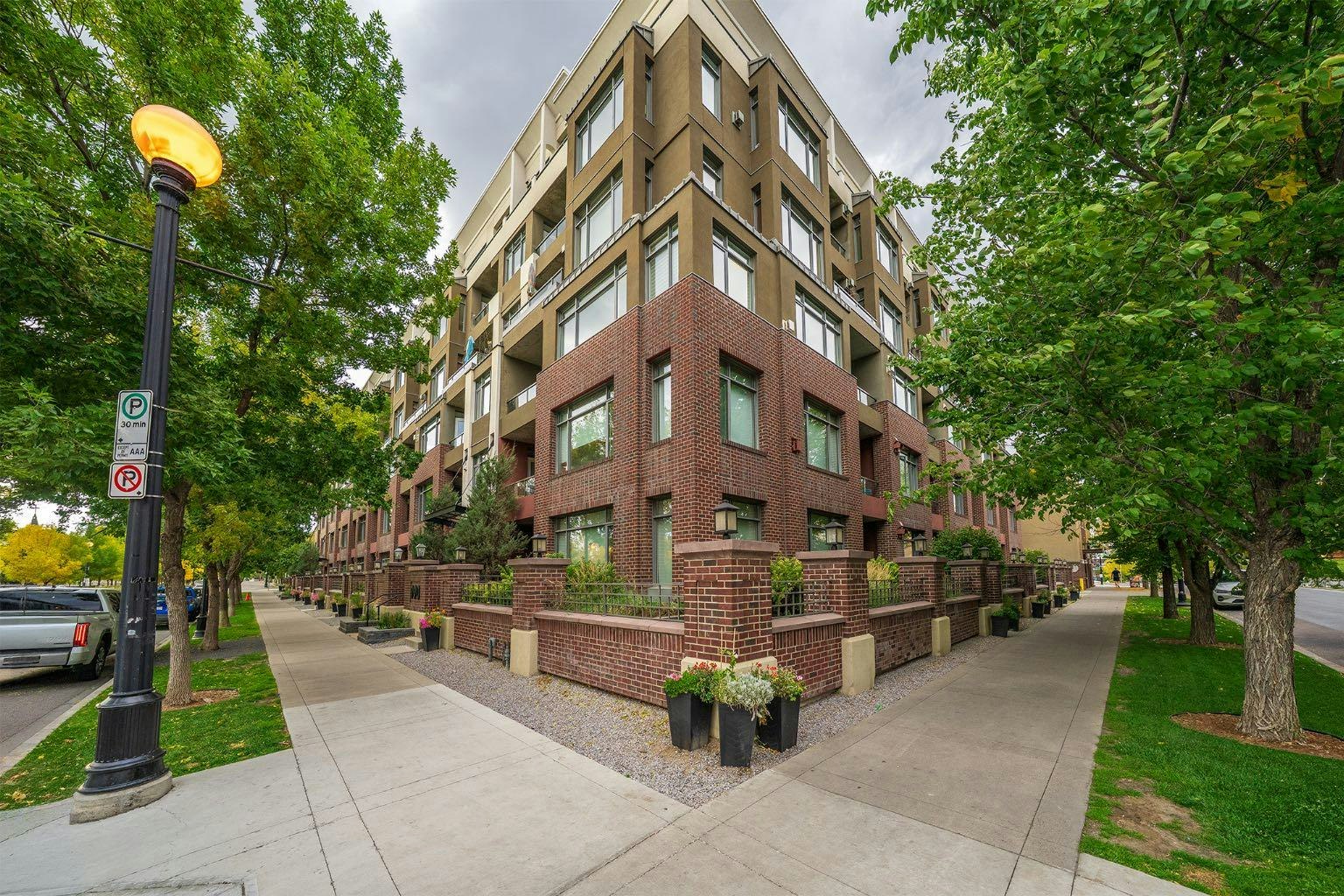 204-990 Centre Avenue NE, Calgary, AB, T2E 2M9