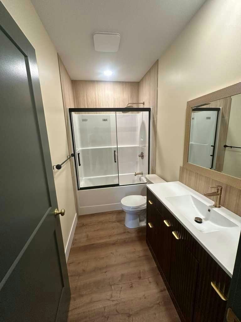 21 Ave 12366 Avenue, Crowsnest Pass, AB, T0K 0E0 4