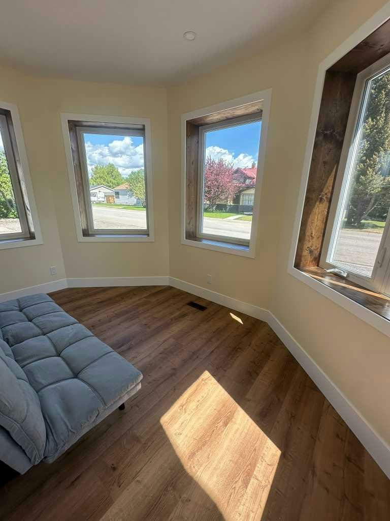 21 Ave 12366 Avenue, Crowsnest Pass, AB, T0K 0E0 - 7