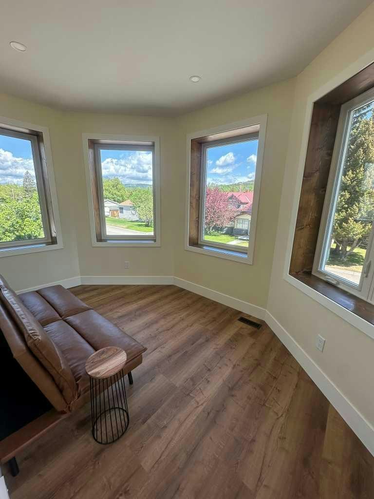 21 Ave 12366 Avenue, Crowsnest Pass, AB, T0K 0E0 - 17
