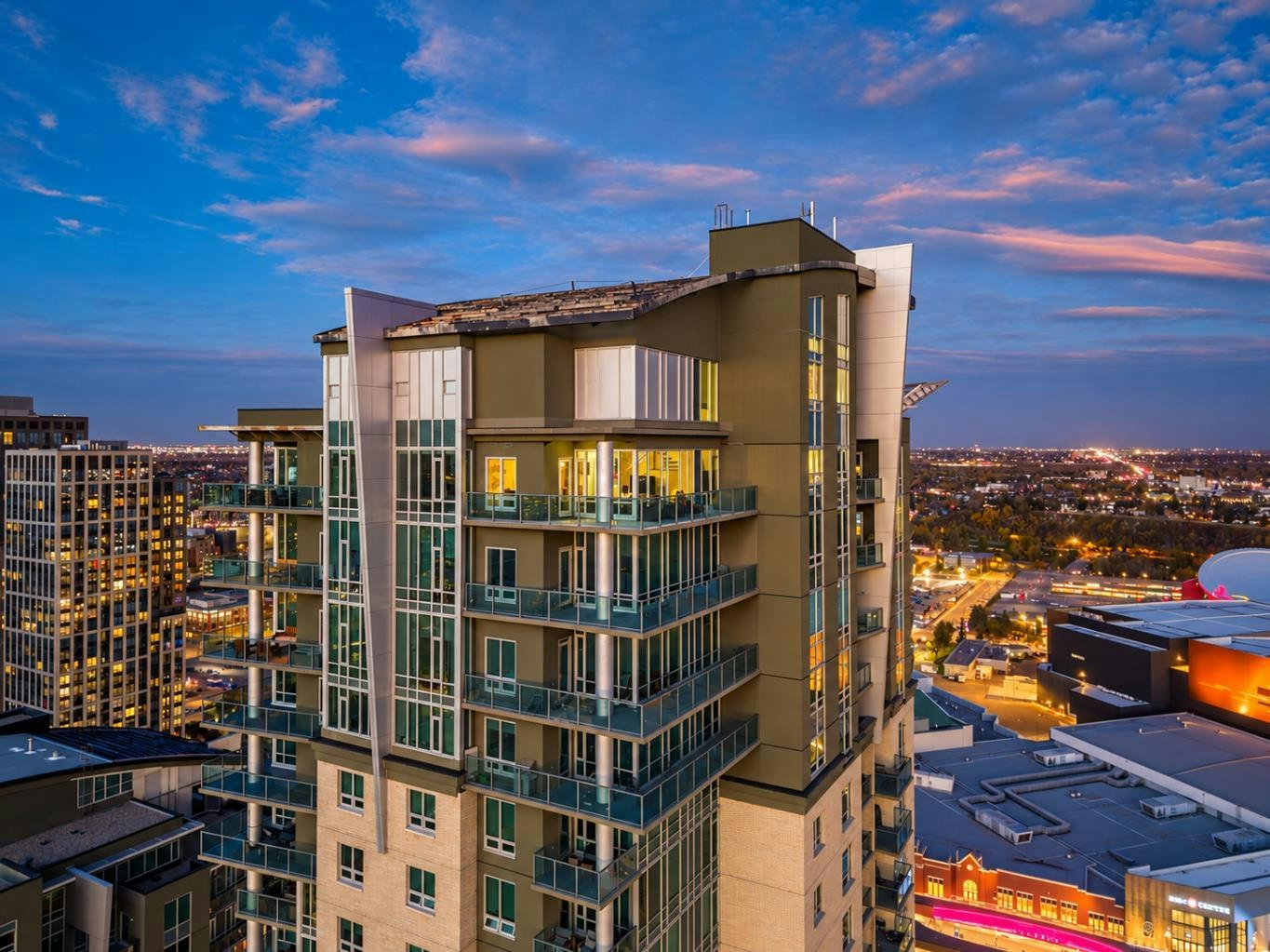 3406-210 15 Avenue SE, Calgary, AB, T2G 0B5