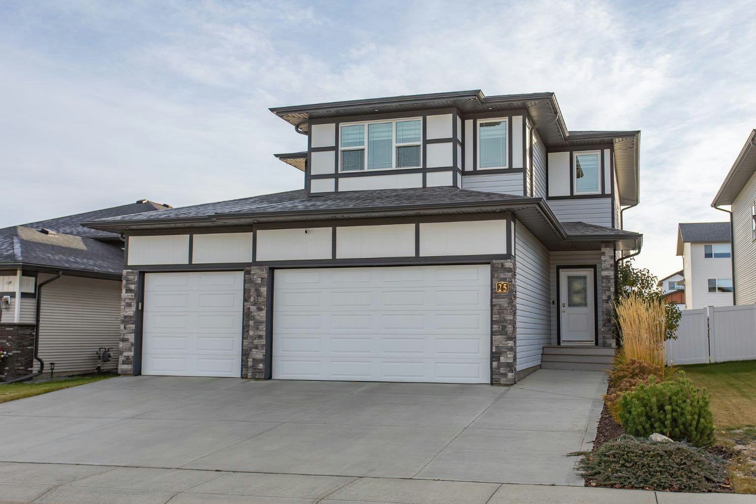 25 Trebble Close, Red Deer, AB, T4P 0W6